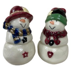 Snowman/Snowwoman Salt and Pepper Shakers